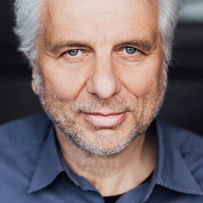 "Die Nacht ist nicht allein zum Schlafen da" - Wachtveitl liest Texte der Nacht